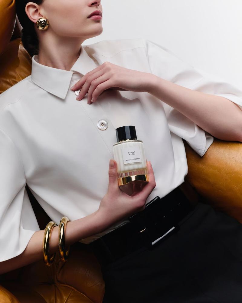 عطر سيدار شيك من كارولينا هيريرا 100مل - CH Cedar Chic EDP