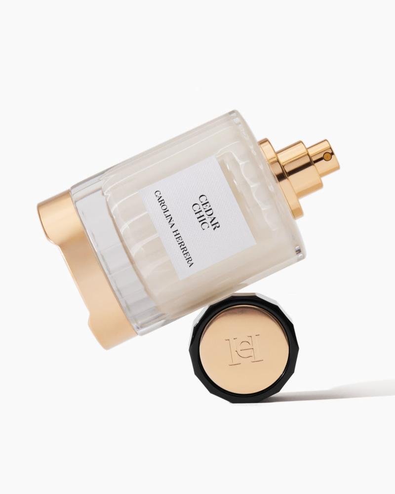 عطر سيدار شيك من كارولينا هيريرا 100مل - CH Cedar Chic EDP
