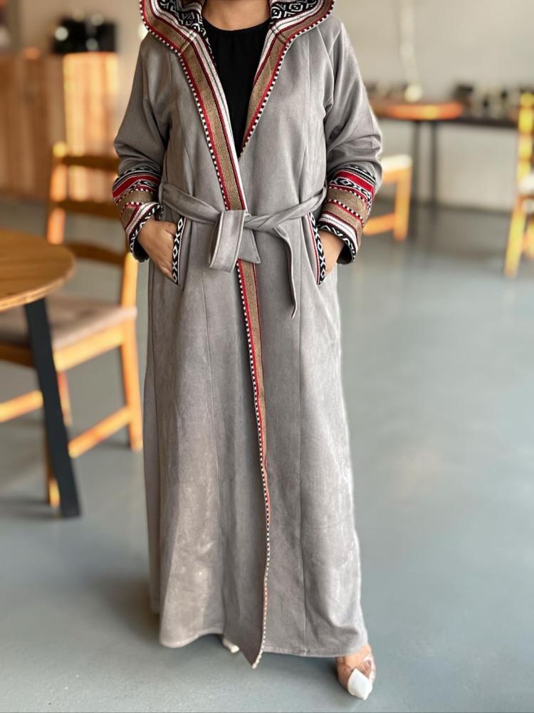 عبايه سدو تراثي معا قبعه
