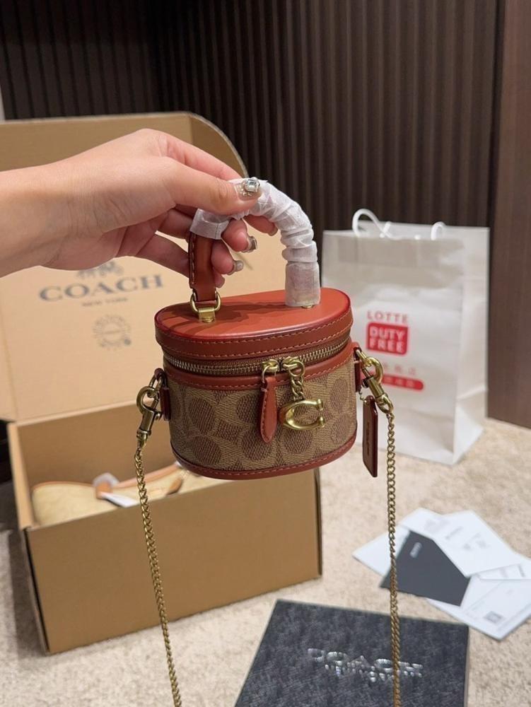 شنطة كوتش ماستر كروس تريل 12 Trail 12 Crossbody