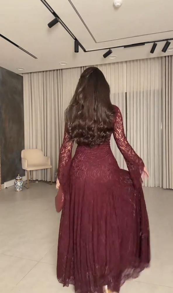دانتيل راقي