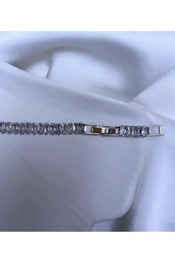 Accessories سوار الزركون المائي باللون الفضي
