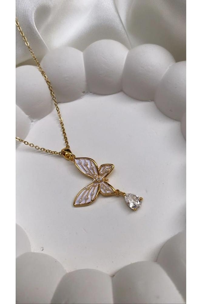 Accessories قلادة من الفولاذ على شكل فراشة وأحجار ذهبية اللون