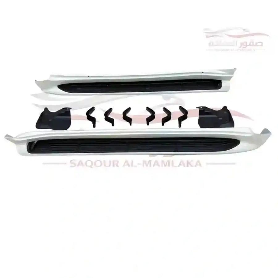 طقم دعسات جانبية VXR لاندكروزر مع لد LC200 2016 2021