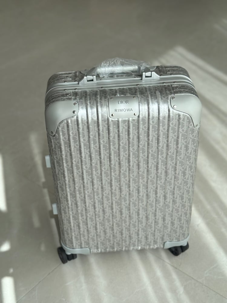 Dior & Rimowa
