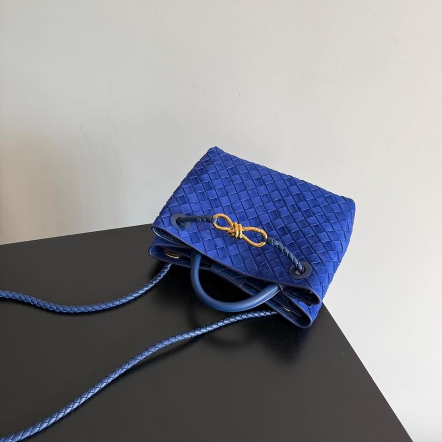 Bottega Veneta 25cm new