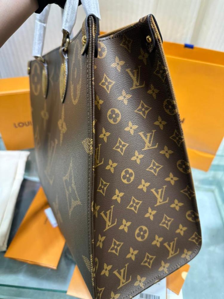 LV BAG On-The-Go  GM