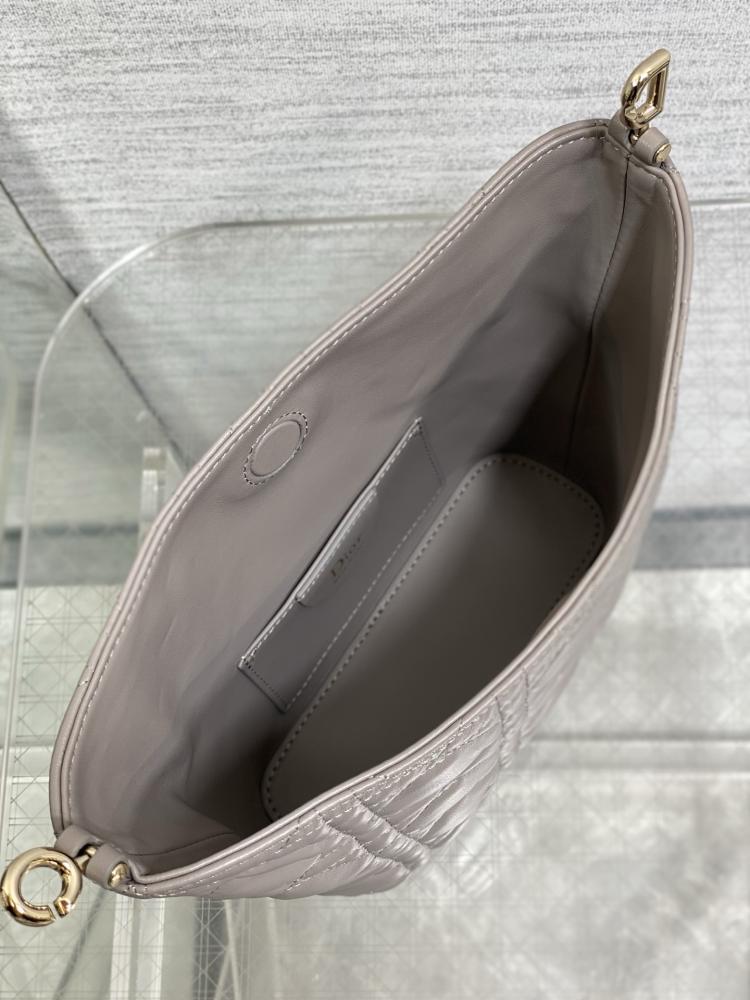 Toujours Hobo 17.5