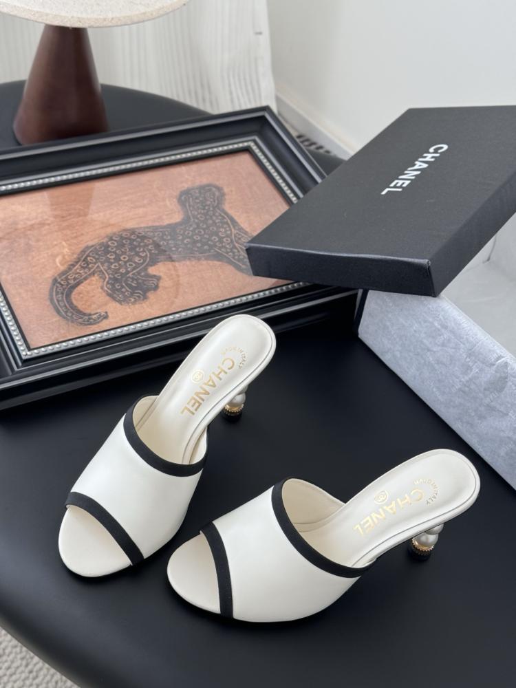 Chanel هيلز
