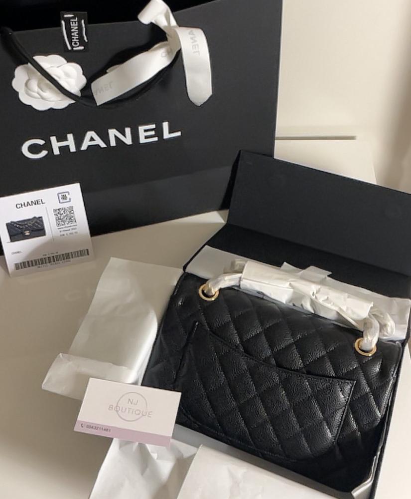 Chanel classic medium هاردوير ذهبي