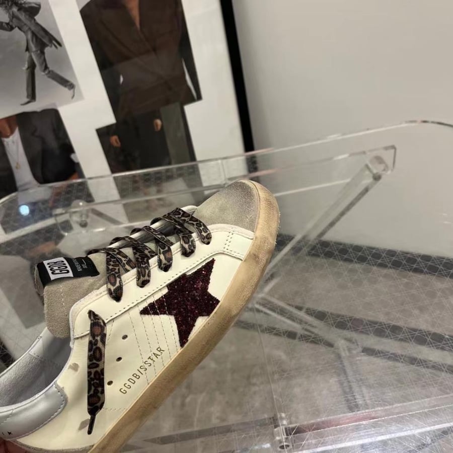 قولدن قوز  Shoes