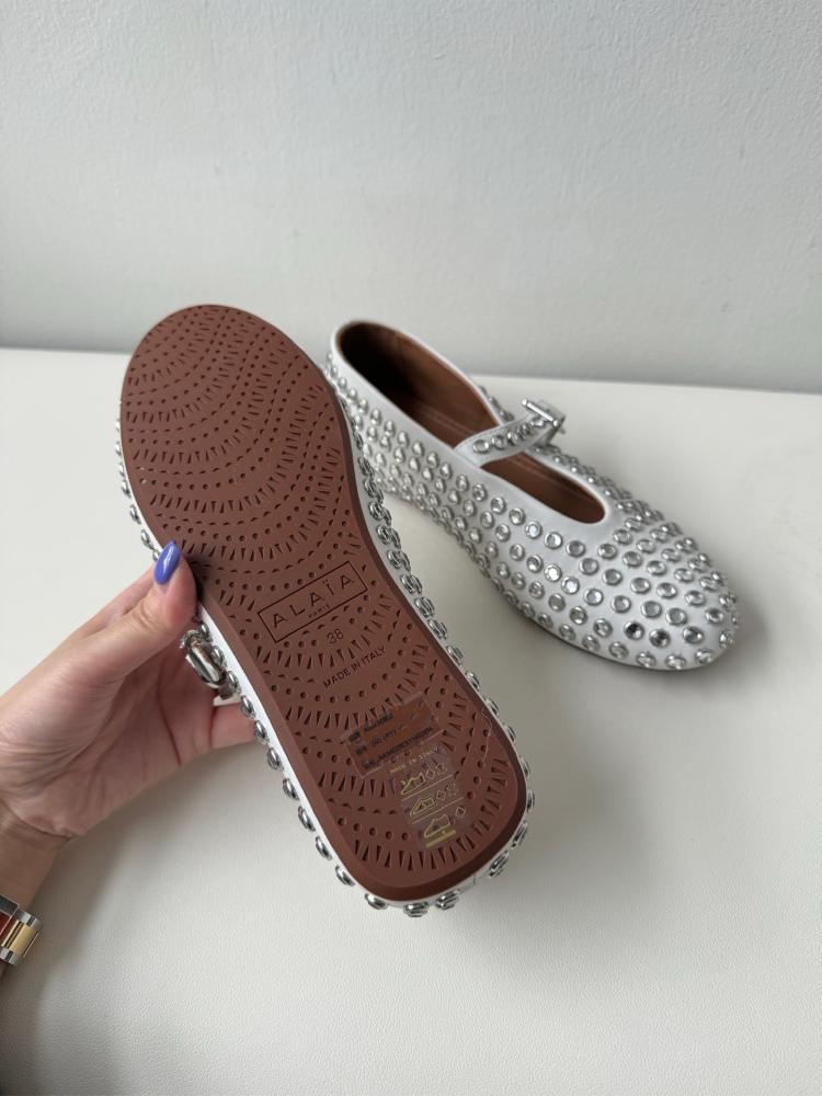لوفر ALAIA