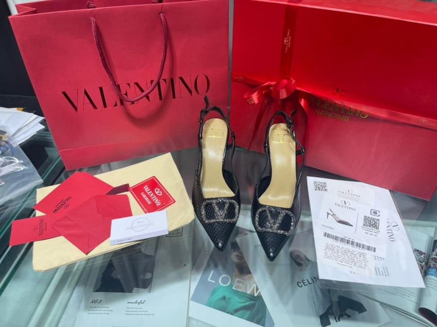 فالنتينو Shoes