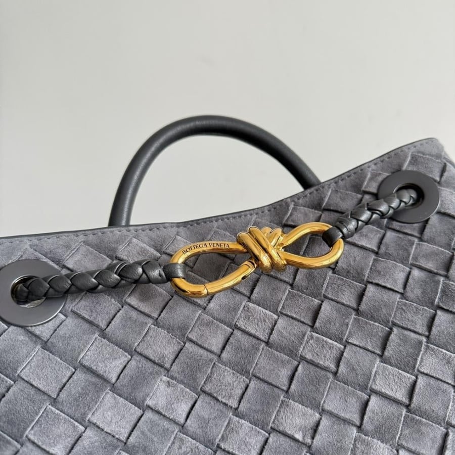 Bottega Veneta 25cm new