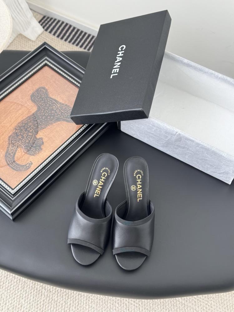 Chanel هيلز