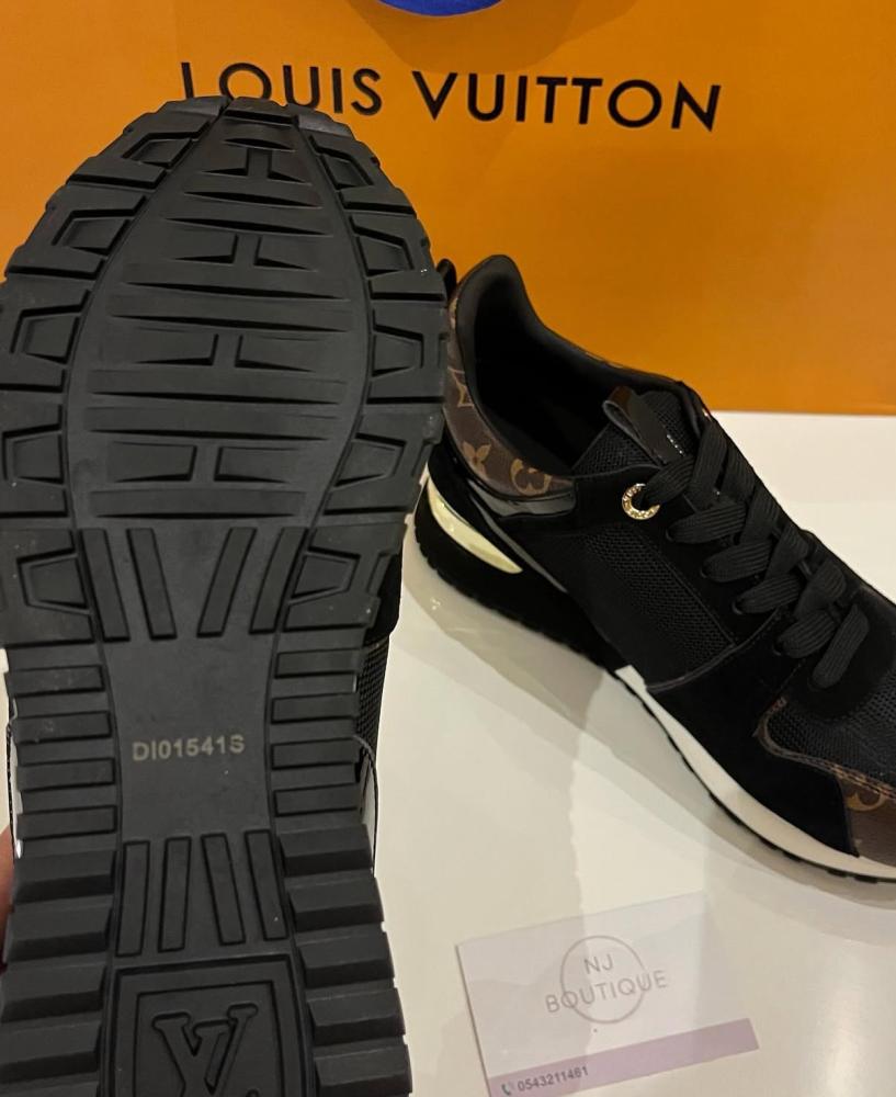 LV shoes