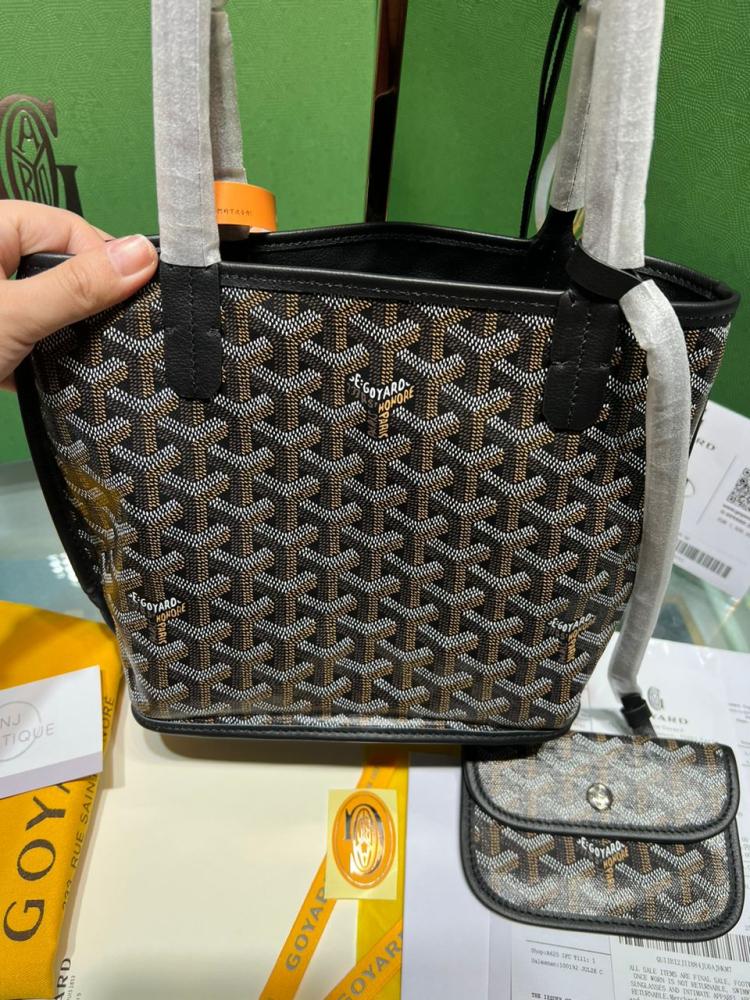 20cm Goyard