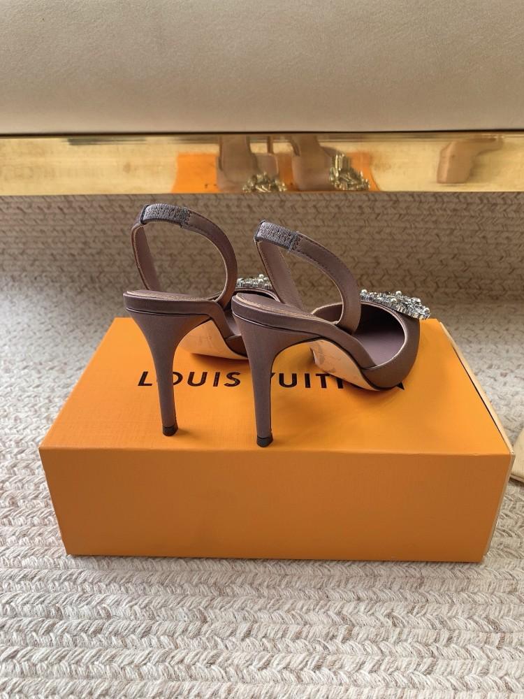 LV shoes