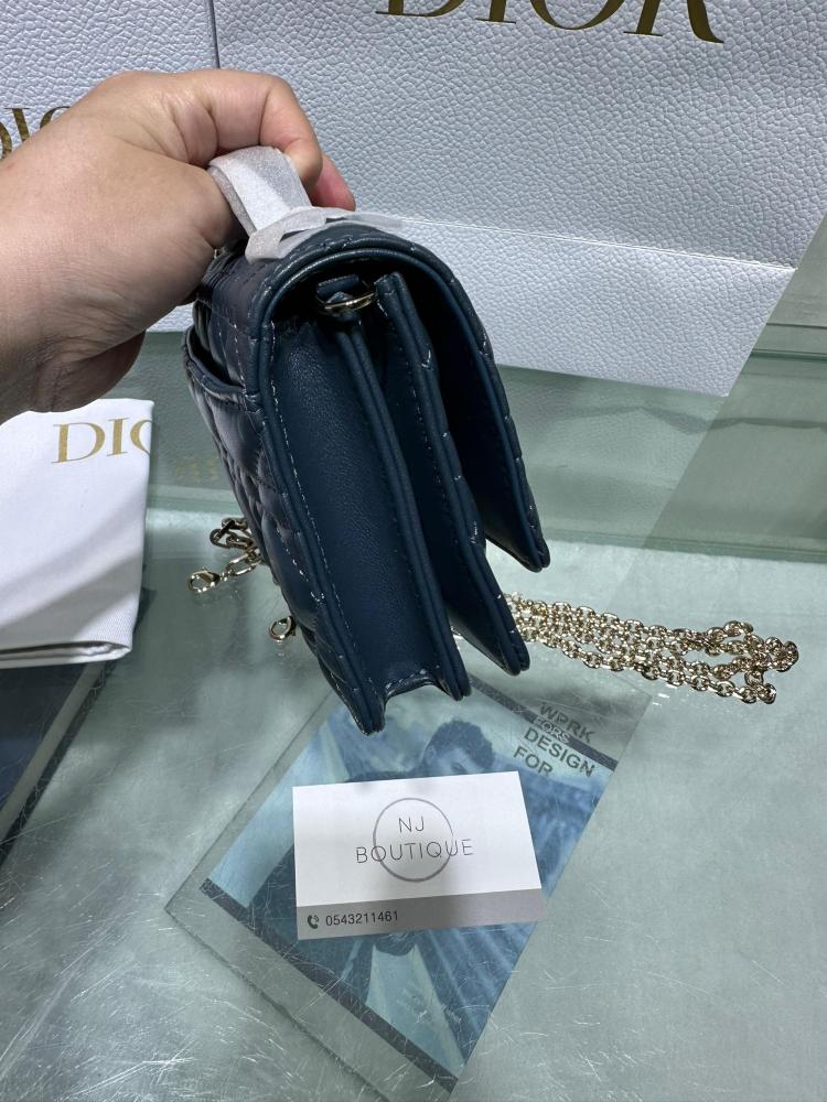 شنطة ديور ازرق