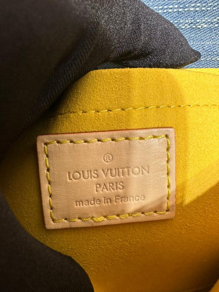 LV BAG