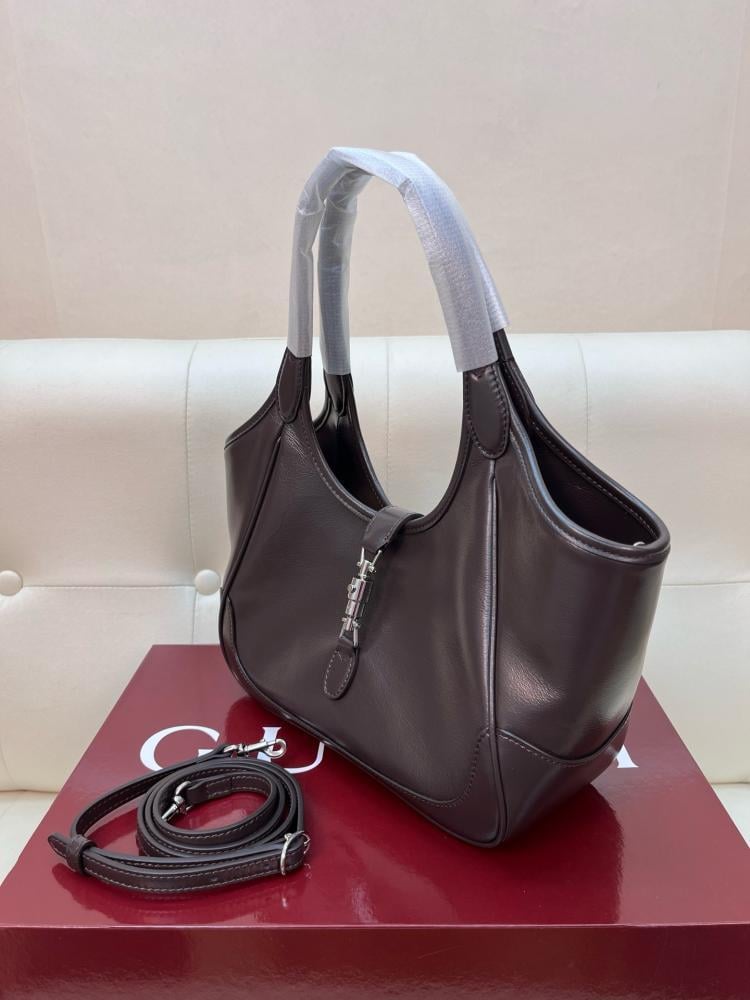 Jackie 26cm