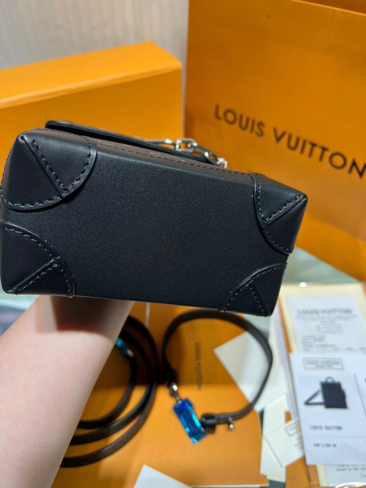 LV BAG