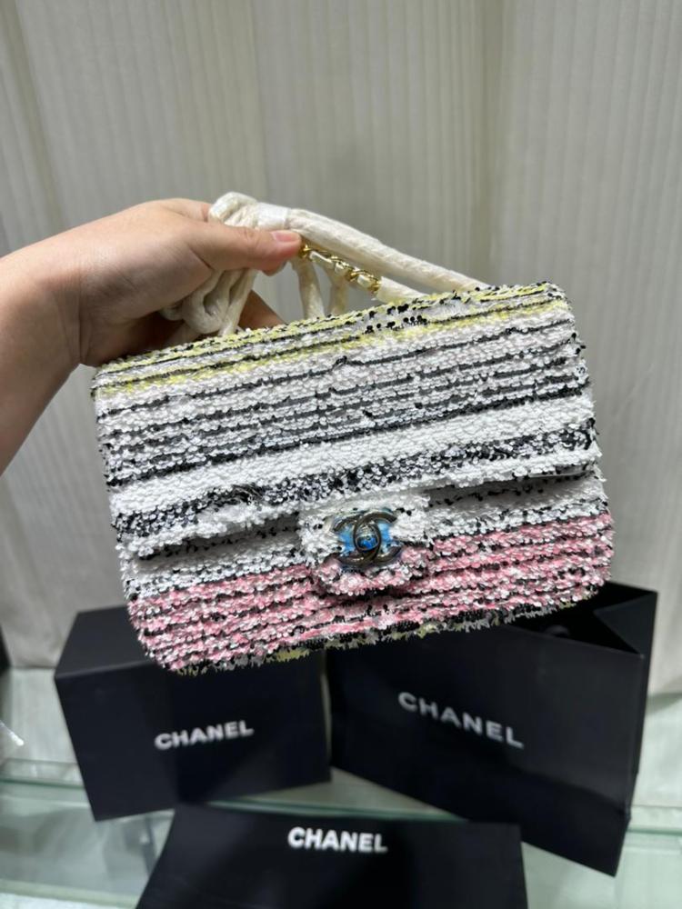 20cm Chanel bag