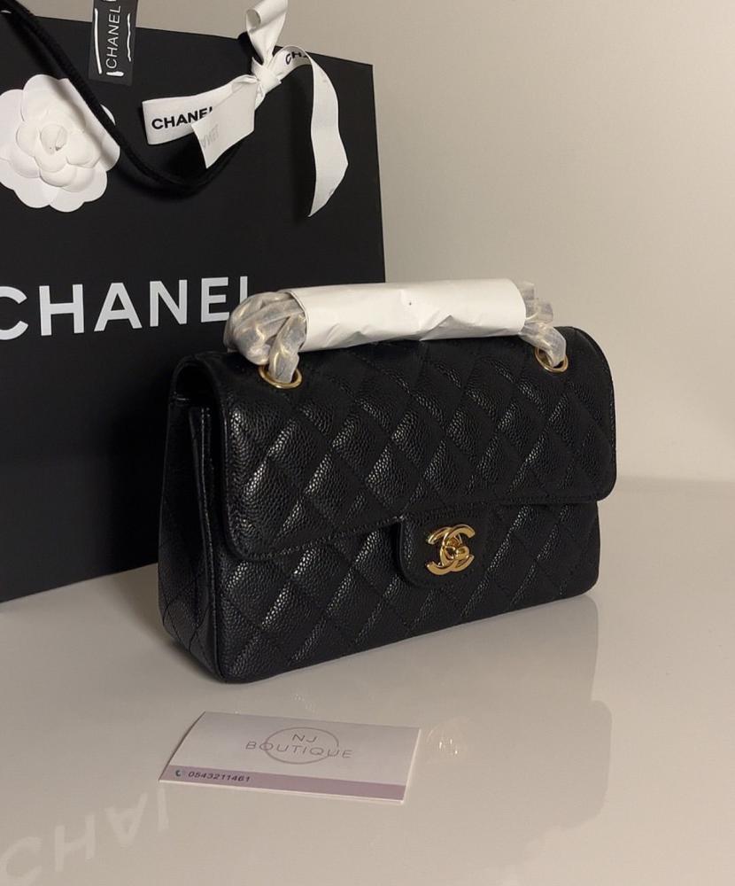 Chanel classic medium هاردوير ذهبي