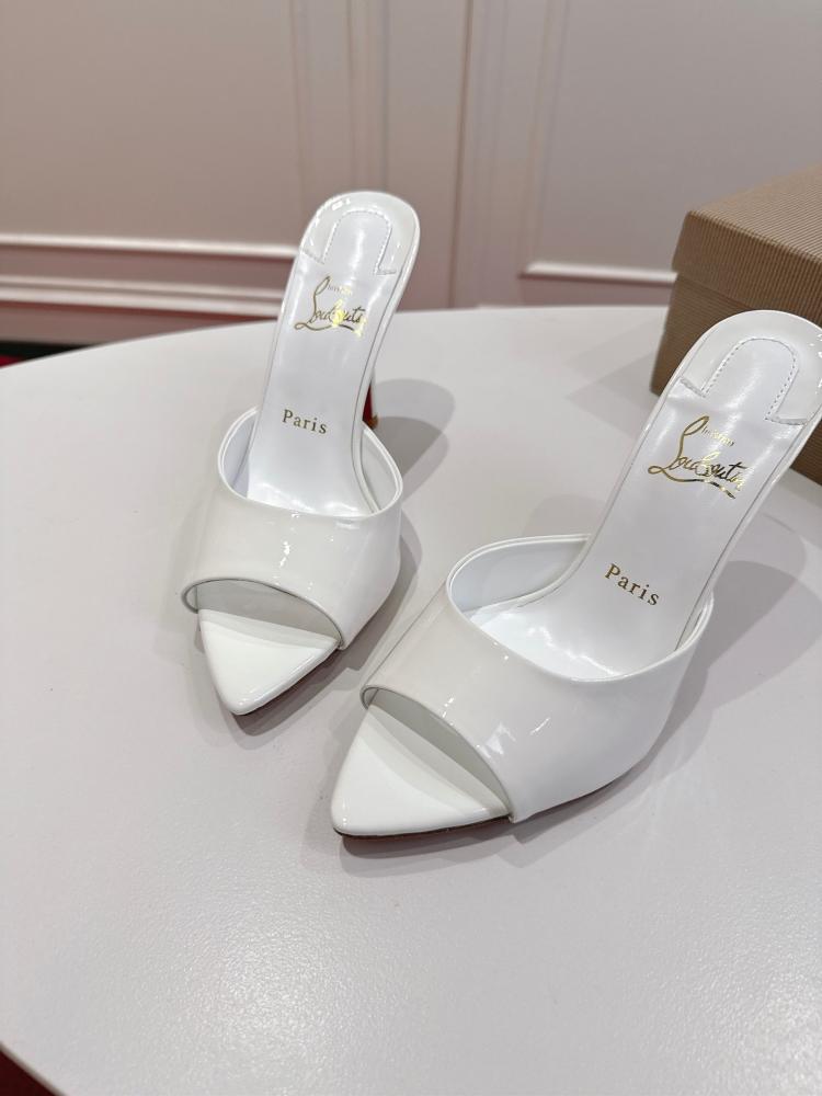 هيلز charistian Louboutin