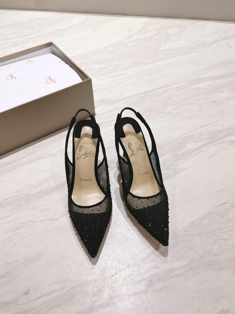 هيلز charistian Louboutin