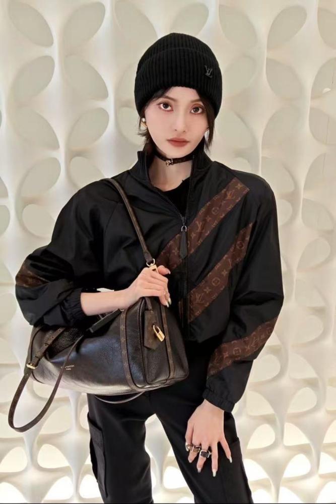 شنطة ال في 34cm
