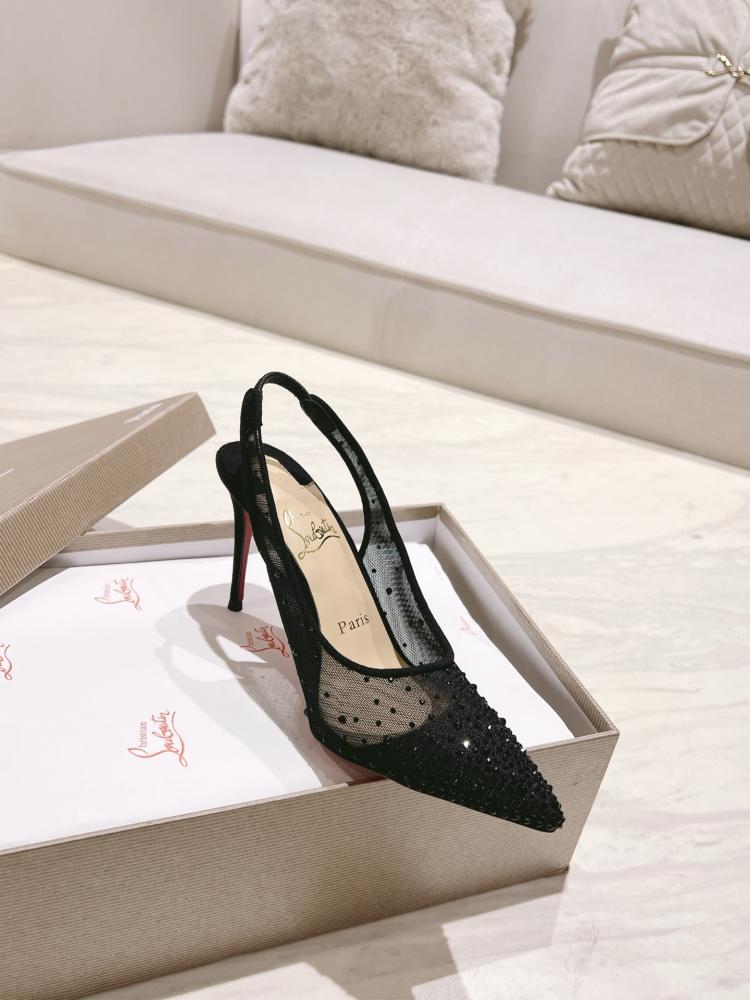 هيلز charistian Louboutin