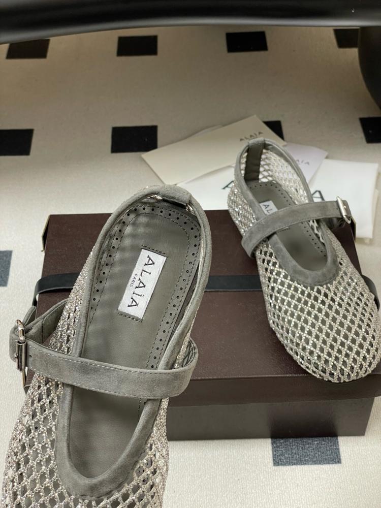 لوفر ALAIA