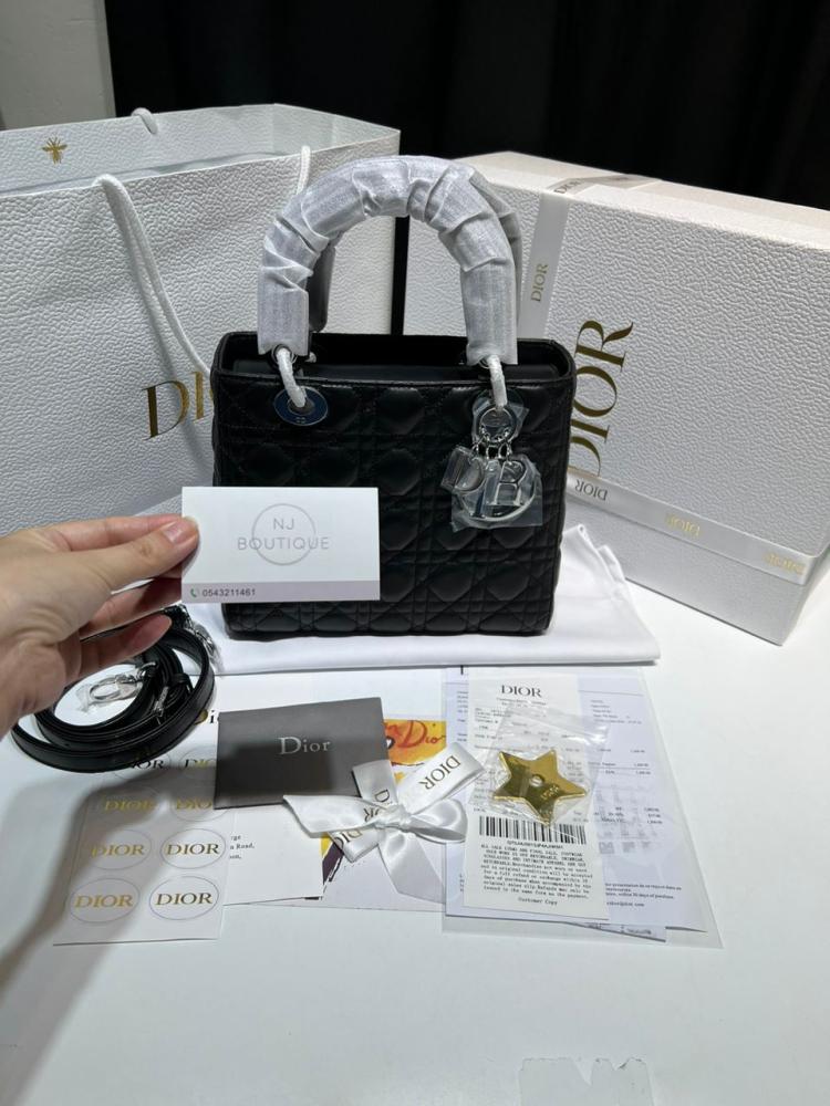 ميديم dior