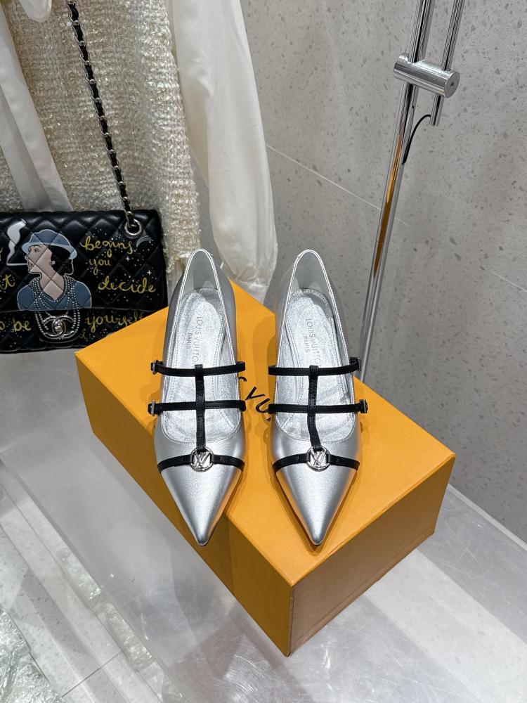 LV shoes