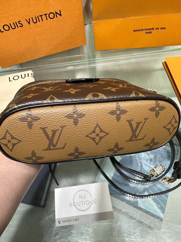 19cm LV BAG Vanity Chain Pouch