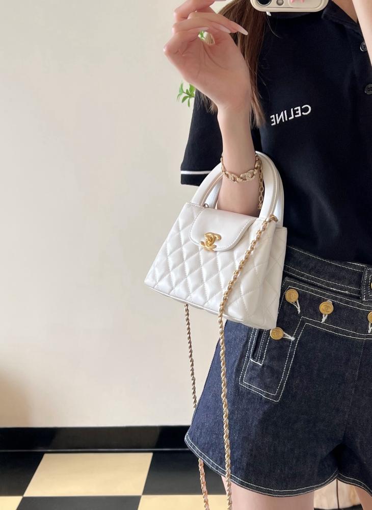 Chanel 19cm Kelly