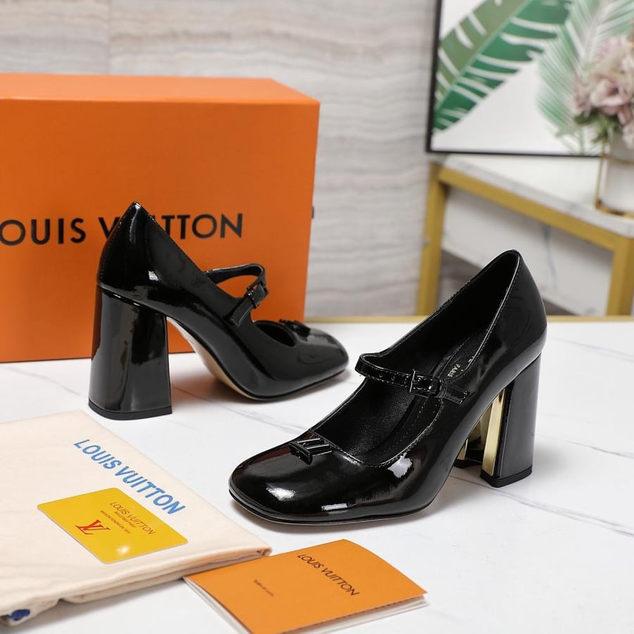 LV shoes
