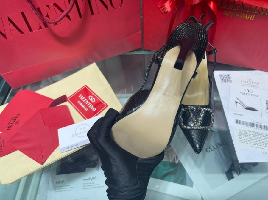 فالنتينو Shoes