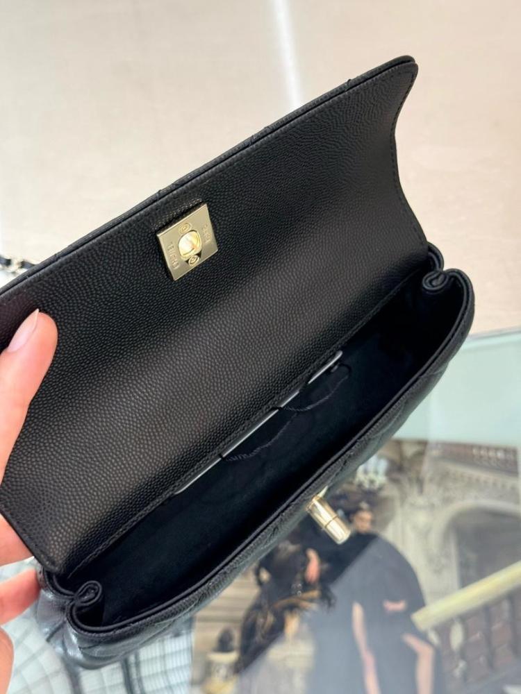 شانيل coco handle nano مقاس 21cm