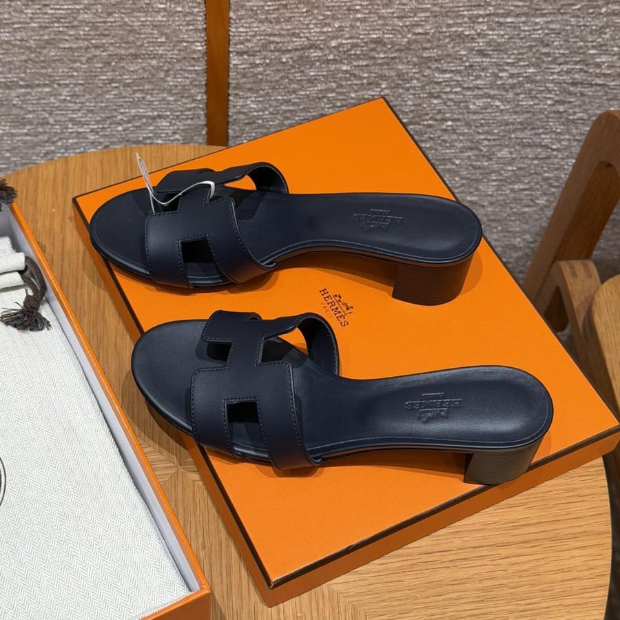 Oasis heels كحلي