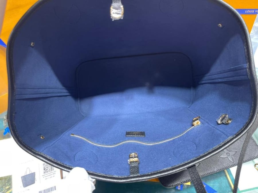 LV BAG MM اسود