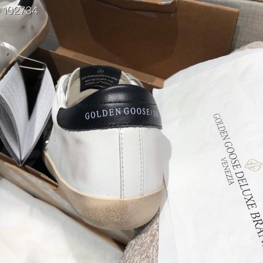قولدن قوز  Shoes
