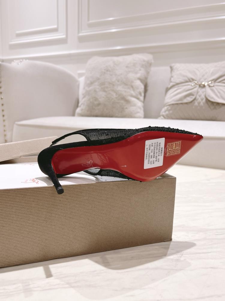 هيلز charistian Louboutin