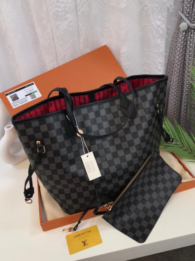 توت باق LV ماستر كواليتي الوان متعدده