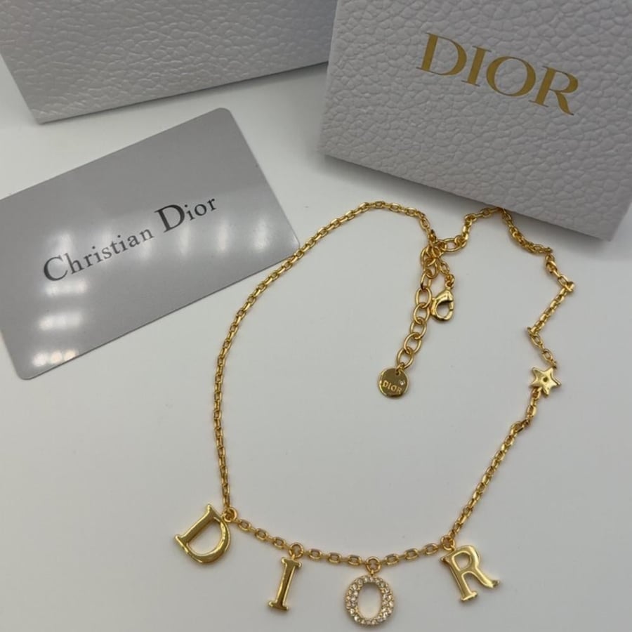 سلسال Dior ماستر ذهبي