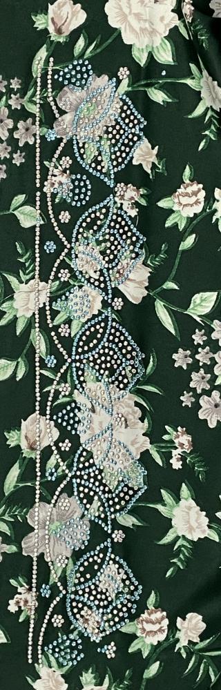 Decorative crystal patterned abaya