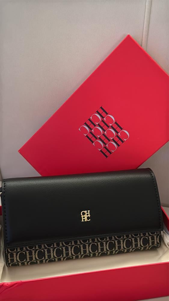شنطة كارولينا هيريرا كروس Carolina Herrera