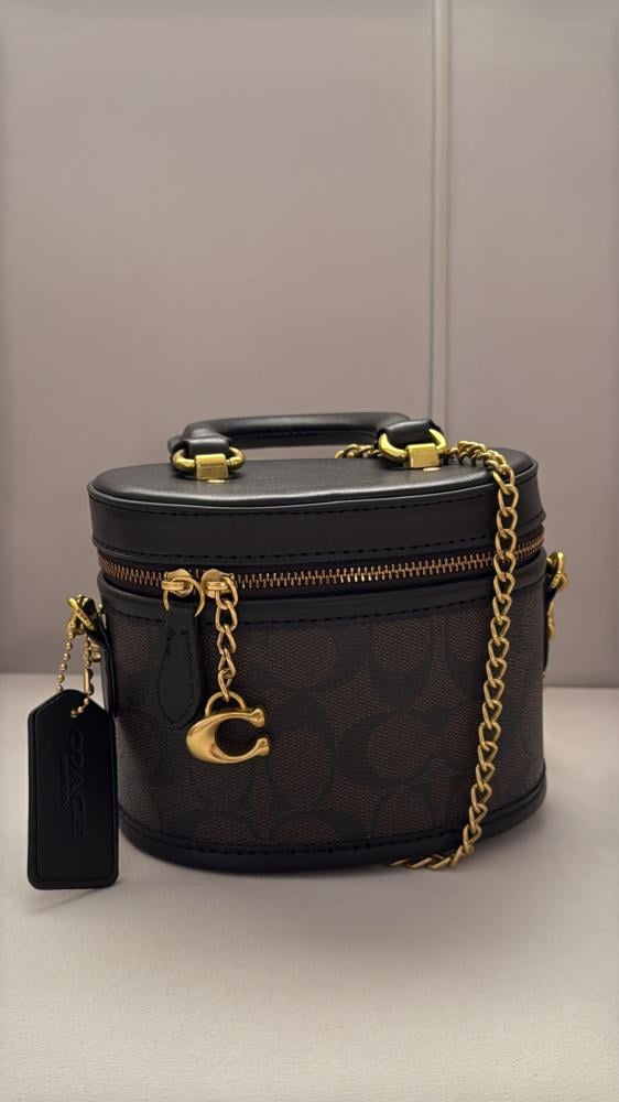 شنطة كوتش COACH