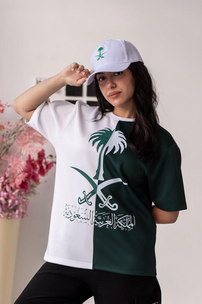 تيشيرت اليوم الوطني السعودي تصميم ثنائي رجالي ونسائي